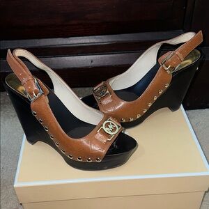 Michael Kors Tan and Black Wedge Sandals